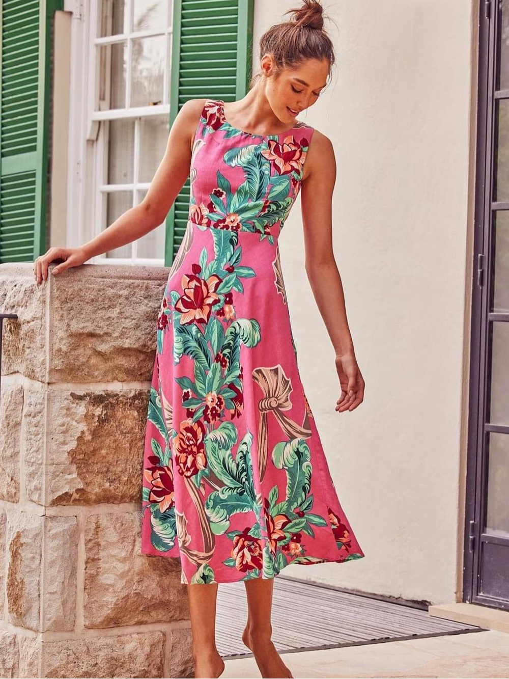 Mister Zimi Midi Dress 12 Pink Tropical Floral Summer Vacation Resort Sundress